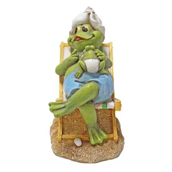 Un carino oggetto da scrivania decorativo, regalo per gli altri, raffigurante una rana che tiene un bambino mentre prende il sole sulla spiaggia