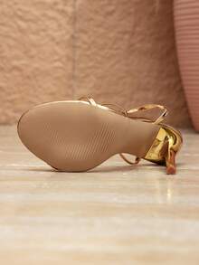 Giày sandal quai ngang nữ, mũi tròn, gót mỏng, kiểu Pháp hở mũi, phù hợp cho tiệc tùng, liên hoan, công sở. - Vàng - Xem 6