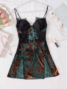 3D Embroidered Velvet Sexy Lingerie Camisole Nightgown - Green - View 6