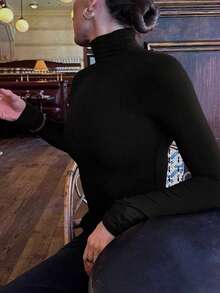 Women's Basic Minimalist Vintage Coin Pattern Elegant Casual Turtleneck Long Sleeve Knit Pullover Top, Autumn