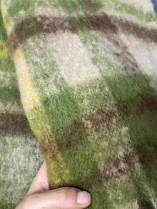 1件秋冬时尚条纹格纹抓绒保暖女士绿色圈圈羊毛加厚围巾，保暖腈纶围巾，触感如羊绒般柔软，波西米亚休闲防风情侣披肩，舒适毯式围巾，适合日常穿着。 - 綠色 - 查看 7