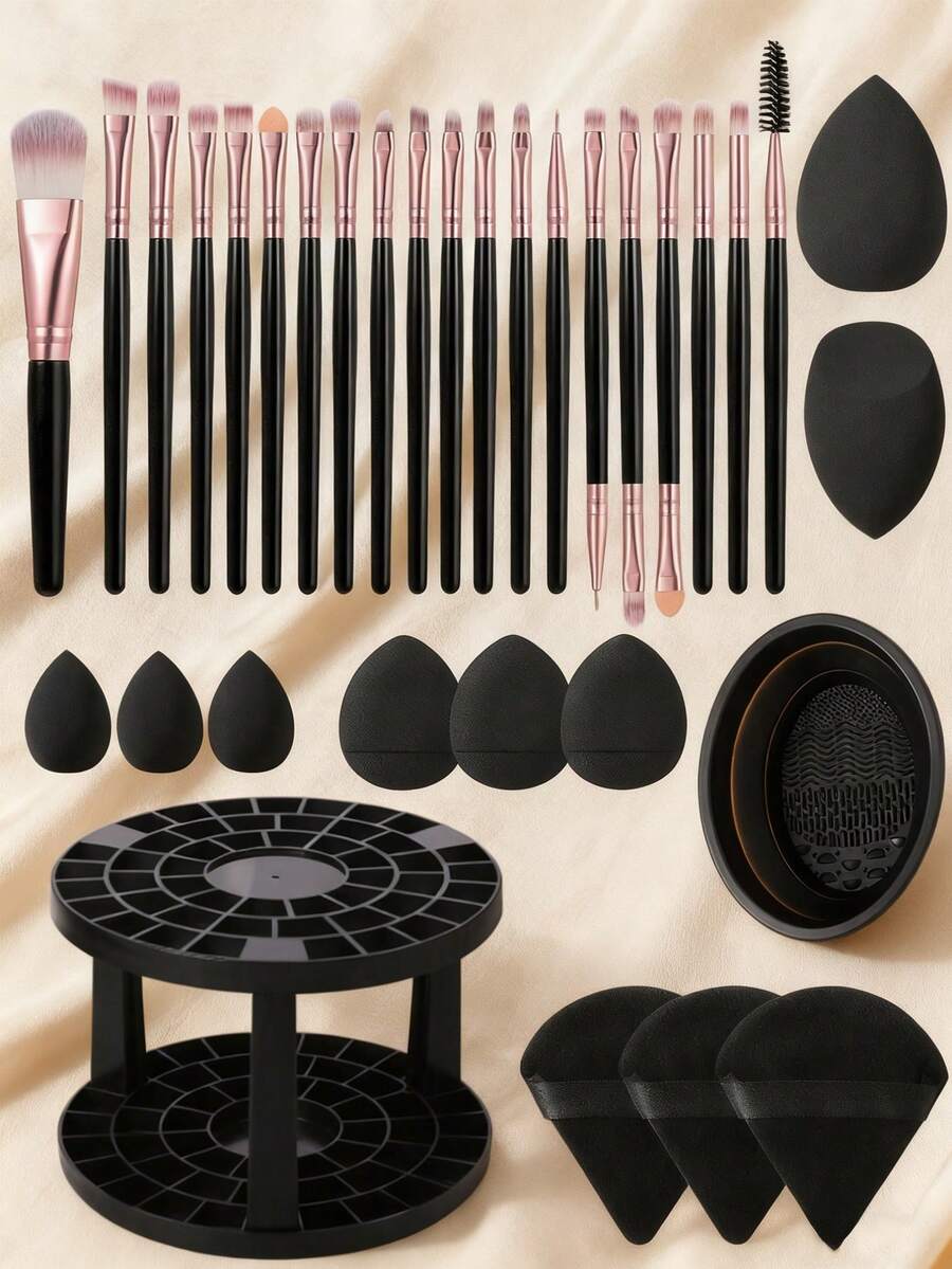 20 pezzi Set Pennelli Trucco + 1 Supporto Porta Pennelli + 6 Cuscinetti Trucco + 5 Spugnette Trucco Viso + 1 Pulitore Pennelli - Kit Completo per la Bellezza, Setole Morbide Senza Spreco di Polvere, Supporto Antipolvere Salva Spazio - Adatto per Trucco Quotidiano, Organizzazione e Pulizia degli Strumenti, Ideale per Principianti e Appassionati di Bellezza