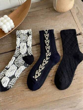 3 pares de calcetines cómodos hasta el tobillo con diseño de flores y lazos en relieve vintage para mujeres