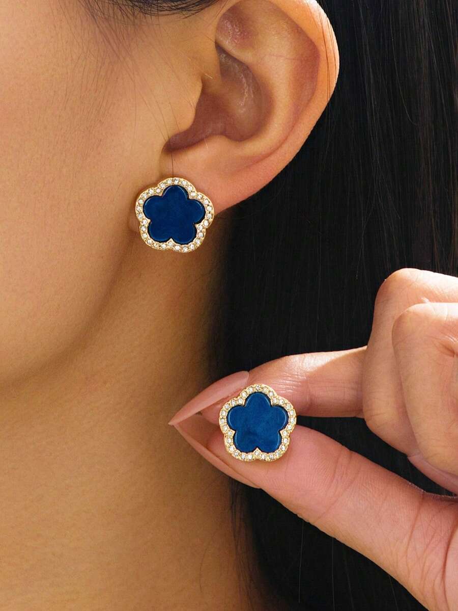 1 par de pendientes de tachuela con trébol de strass de moda, regalo dulce para fiestas para mujeres - Azul - Ver 1