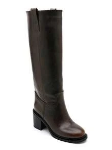 Mid-Calf Boots With A Slightly Pointed Toe And A Stable Block Heel-An Elegant And Comfortable Look. - Brown 2523A - View 2