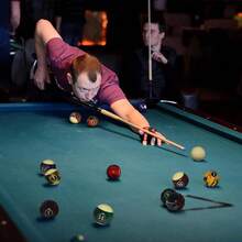 Juego de billar profesional de resina, 16 bolas de 2-1/4 pulgadas, 8 guantes, adecuado para snooker y entrenamiento, resistente al desgaste y duradero. - Textura de mármol - Ver 5