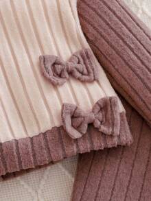 Set de 2 piezas de top de manga larga con lazo y pantalones acampanados con parches en color albaricoque y rosa para niña, para otoño/invierno