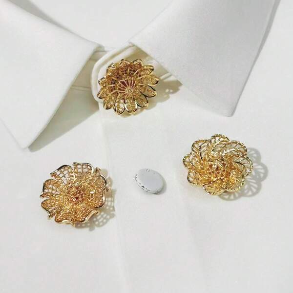 2 Pieces Lace-Cut Floral Decorative Button Cover Perfectly Suited For Men's And Women's Shirts, Dresses, And Everyday Business Or Party Attire. Exquisite Cufflinks For Men And Women. Flip-Top Design Requires No Sewing-Wear In Three Seconds. The Ideal Gift For Friends And Family.