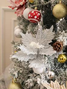 1 pièce Fleur de Noël avec flocons de neige 24 cm. Décorée avec des flocons de neige, décoration de sapin de Noël, fleur de fête durable pour l'extérieur/intérieur, convient pour la maison, le jardin, la terrasse, fleurs de Noël, décoration de jardin, affichage de fleurs vives, design de pétales complexe, le meilleur pour Noël