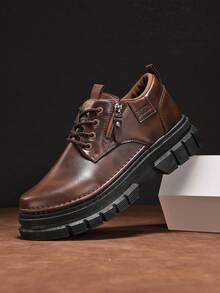Zapatos casuales clásicos para hombres, adecuados para ir al trabajo y salidas, diseño de suela gruesa versátil para un aspecto premium, una opción ideal para la temporada de bodas