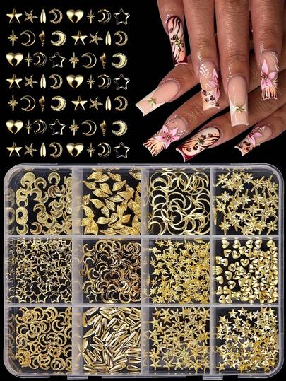 A Box Containing 12 Pieces Of 3D Mixed-Pattern Marine Series Nail Accessories, In The Punk Y2K Style With Starfish, Seahorse, And Star-Shaped Gemstone Gold Pearl Series Shapes. Metal Rivets Are Used For Decoration On The Nails. Nail Gemstone Beauty Accessories, Suitable For Nail Salons And DIY Nail Decoration.