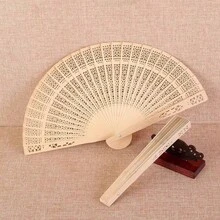 Elegant Handheld Wooden Fan, Traditional Oriental Laser Cut Design For Wedding & Home Decor, Hollow Pattern Decorative Gift And Party Favor (Brown) - 竹扇 - 查看 1