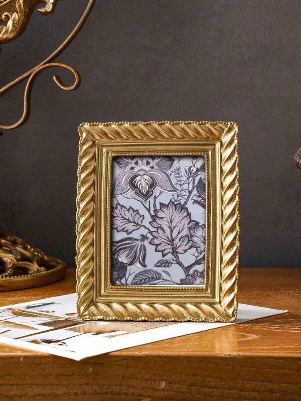 1pc Vintage Spiral Pattern Resin Photo Frame, Antique Gold Decorative Painting Picture Frame, Suitable For Home Table Decor Gifts Birthday Graduation