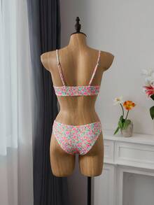 Bellisia Summer Beach Women Vacation Floral Print Simple Fashion Bikini Set With Separated Swimwear - Multicolor - View 6