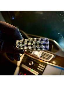 1 个汽车太阳镜收纳夹为您的太阳镜提供存放位置，防止损坏，镶嵌水钻，时尚美观 - 黑色 - 查看 15