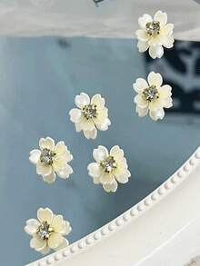 Nuevos Sakura con puntos dorados y diamantes, materiales de tienda de manualidades DIY para accesorios para el cabello como pasadores, placas de flores de resina DIY para abanicos de novia y otros accesorios florales de mano