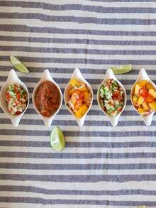 1/5/10/20个装柠檬造型蘸酱碟、舒芙蕾杯和开胃菜碗 - 1.5盎司水果造型迷你容器，适用于户外派对、婚礼、复活节、情人节、圣帕特里克节等场合 - 高品质调味托盘、品尝盘和样品碟，柠檬主题 - 彩色 - 查看 2