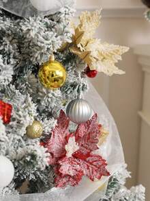 1 pièce Fleur de Noël avec flocons de neige 24 cm. Décorée avec des flocons de neige, décoration de sapin de Noël, fleur de fête durable pour l'extérieur/intérieur, convient pour la maison, le jardin, la terrasse, fleurs de Noël, décoration de jardin, affichage de fleurs vives, design de pétales complexe, le meilleur pour Noël