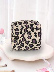 1 Women's Corduroy Leopard Print Menstrual Bag, Classic Mini Makeup Bag, Multi-Color Corduroy Leopard Print Sanitary Napkin Storage Bag, Portable Menstrual Bag, Zipper Sanitary Napkin Bag