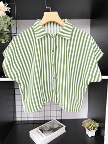 ELLIE Casual Striped Print Loose And Cropped Shirt - 綠色粗條紋 - 查看 1