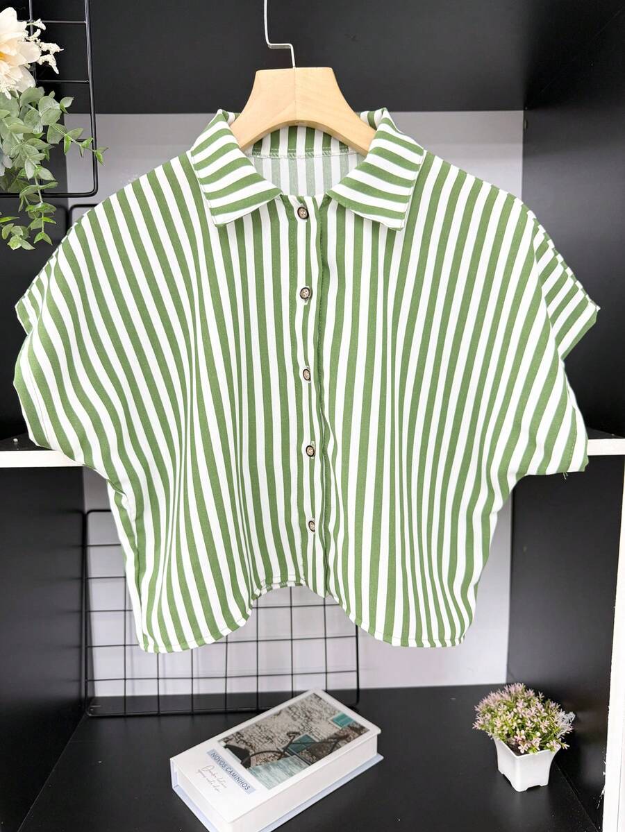 ELLIE Casual Striped Print Loose And Cropped Shirt - 綠色粗條紋 - 查看 1