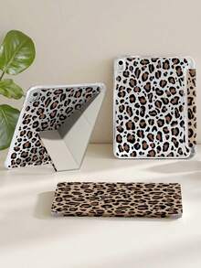 这款棕色豹纹双面亚克力透明水晶平板电脑保护套兼容 iPad 11 (2025/10.9)/Air 4/5/6/7 (2025/10.2)/Pro 11/10/9.7/10.5 以及 Galaxy Tab A9。它具备睡眠/唤醒功能和多角度折叠支架，是日常平板电脑保护的理想之选，也是一份绝佳的节日礼物。时尚简约的豹纹图案更彰显您的个性风格。 - 彩色 - 查看 9