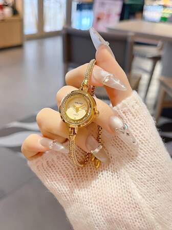 1pc High-End, Exquisite And Luxurious Quartz Ladies' Watch With A Rhinestone Case And Bracelet, Adjustable Strap, Suitable For Daily Wear, Halloween And Christmas Gifts