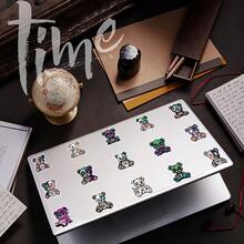 怪兽熊涂鸦贴纸 - 色彩鲜艳的卡通贴纸，适用于笔记本、相册、行李箱、水瓶、滑板、头盔等 - 乙烯基材质，可重复使用，多种颜色和图案，可爱贴纸