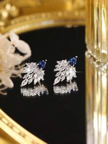 jealous young 一对精致的蓝色天使翅膀锆石吊坠耳环，适合女性和女孩佩戴，奢华派对婚礼耳环礼物 - 藍白色 - 查看 7