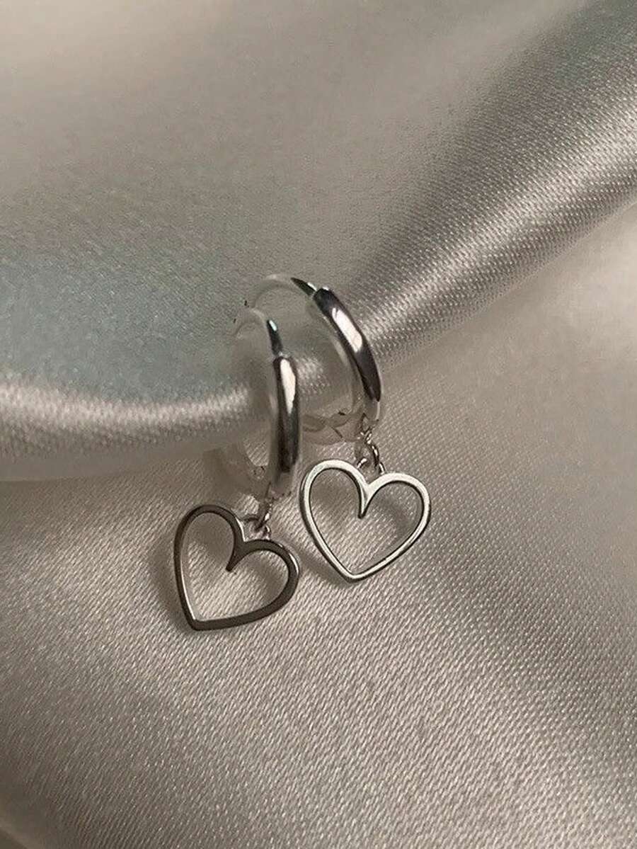 Pendientes con colgante en forma de corazón hueco para damas - Accesorios dorados lindos y sencillos, adecuados para atuendos casuales o como regalo - Amar - Ver 1
