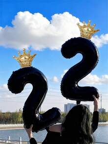 Globos con números y coronas doradas, adecuados para fiestas de cumpleaños de todas las edades y decoración de fiestas navideñas