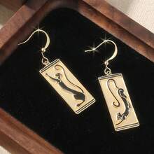 1 Pair Geometric Vintage Hoop Earrings, Creative Jewelry With Cat Pattern, Exquisite Jewelry Gift For Festivals And Gatherings