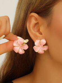 1 Pair Fashion New Style Enamel Flower Shape Stud Earrings Jewelry Gift For Women Girls - Pink - View 2