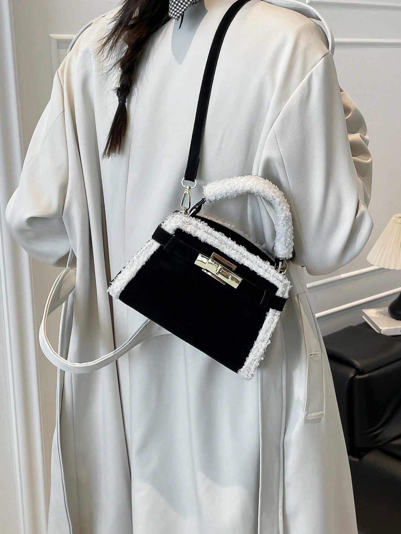 حقيبة يد صغيرة للنساء مصنوعة من قماش PU مقاوم للما...