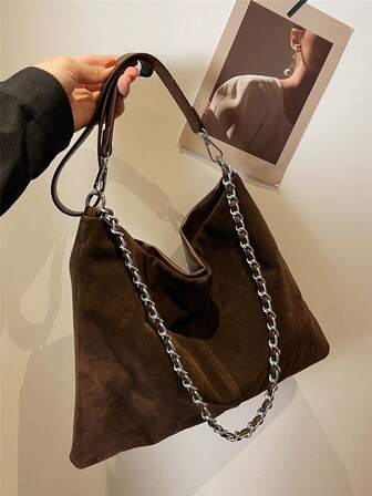 [Liquid Gold Chatter; Soft Focus Time] The Deep Brown Fabric Naturally Drapes To Form A Lazy Teardrop Bag Shape. The Double Straps Innovatively Adopt A Design That Combines Leather And Metal Chains: A Wide Leather Strap At The Top Takes Care Of Shoulder Comfort, While The Thick Chain Ring In The Middle, With Vintage Silver Tone