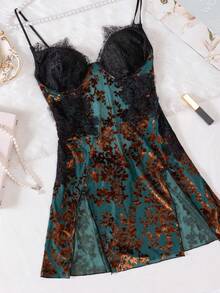 3D Embroidered Velvet Sexy Lingerie Camisole Nightgown - Green - View 8