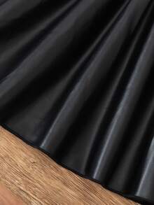 2 件女童休闲套装 - 领蝴蝶结卫衣 + 黑色 PU 裙子