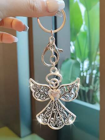 天使翅膀钥匙扣 - 金属心形翅膀设计，耐用锌合金汽车挂件，时尚女士包包挂件，情人节礼物/闺蜜礼物/守护神饰品，时尚钥匙扣（颜色可选），精致女士礼物，生日礼物，圣诞礼物，新年礼物，母亲节礼物，情人节礼物