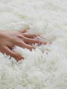 Alfombra de felpa, moderna, suave, agradable para la piel, fácil de limpiar, se puede utilizar en dormitorios y salas de estar para hacer que su hogar sea más hermoso. - Gris Oscuro - Ver 4