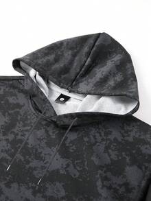 男士长袖卫衣，常规版型，扎染水洗工艺，字母印花，休闲套头卫衣，带抽绳帽和口袋，适合春、秋、冬季穿着。 - 彩色 - 查看 5