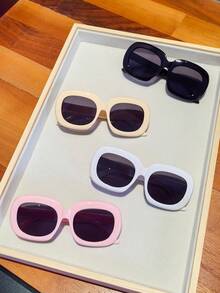 4pcs Kids Eyeglasses Set, Retro Fashionable Y2K Novelty Decorative Glasses, Suitable For Boys And Girls Daily Matching, Graduation/Back To School/Valentine's Day Gift