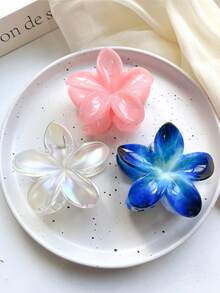 Bộ 3 kẹp tóc nhựa hình hoa dâm bụt, kích thước 7.4cm/2.91in, màu xanh dương/trong suốt/hồng, nhẹ, phù hợp cho sử dụng hàng ngày, dạo phố, dự tiệc, đi làm, đi biển, nghỉ mát, buộc tóc đuôi ngựa, búi tóc, rửa mặt, trang điểm, phụ kiện thời trang, kẹp tóc thời trang, phụ kiện tóc mùa đông, mùa hè. - Nhiều màu - Xem 1