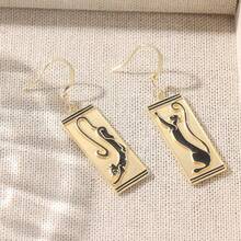 1 Pair Geometric Vintage Hoop Earrings, Creative Jewelry With Cat Pattern, Exquisite Jewelry Gift For Festivals And Gatherings