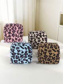 1 Women's Corduroy Leopard Print Menstrual Bag, Classic Mini Makeup Bag, Multi-Color Corduroy Leopard Print Sanitary Napkin Storage Bag, Portable Menstrual Bag, Zipper Sanitary Napkin Bag