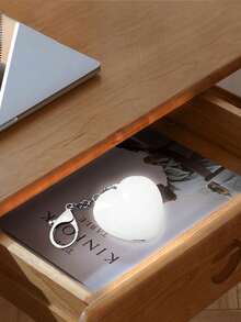 1个新款USB可充电心形触摸感应包包灯，迷你便携钥匙扣装饰灯，完美的包包礼物 - 彩色 - 查看 4