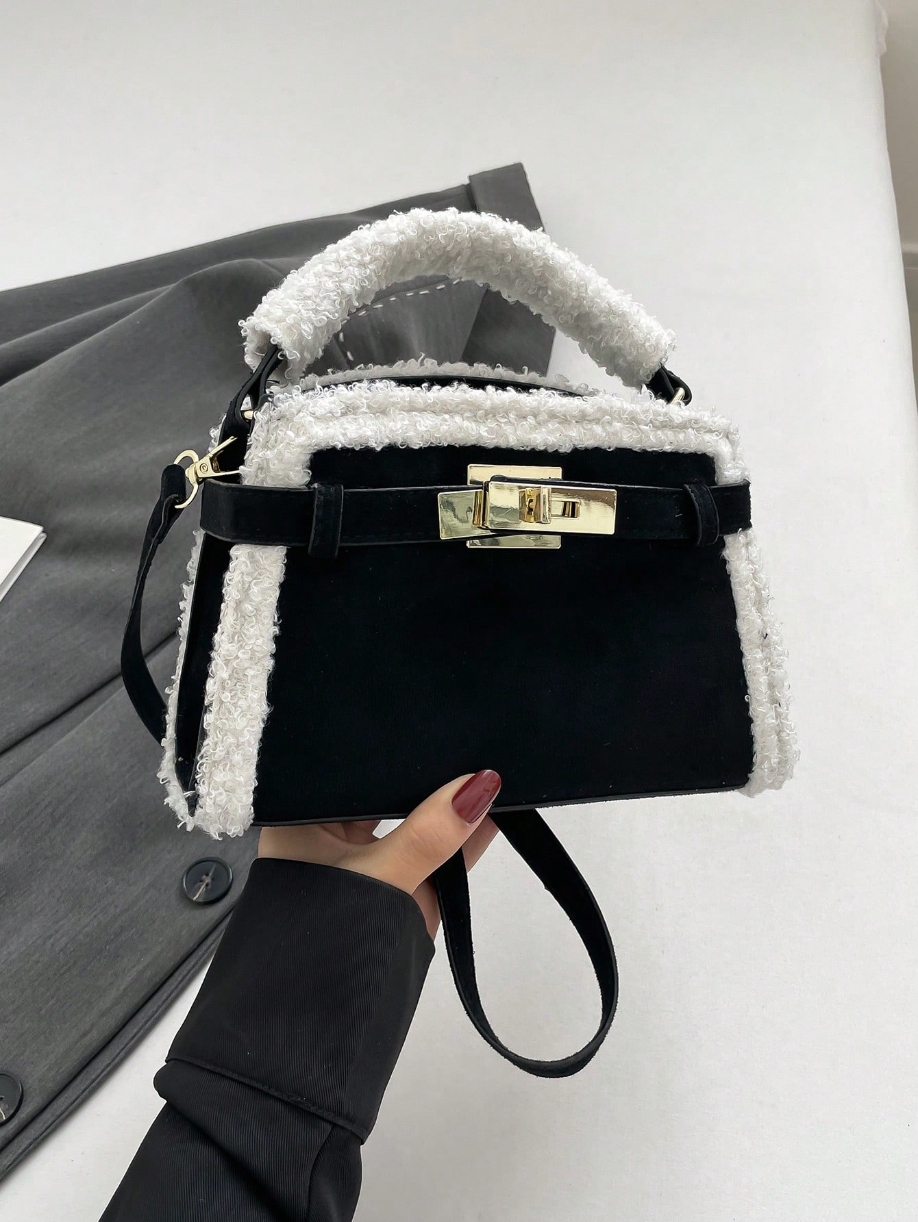 حقيبة يد صغيرة للنساء مصنوعة من قماش PU مقاوم للما...