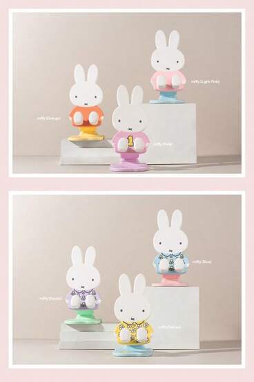 米菲折叠支架系列盲盒，官方授权兔子主题手机支架，耐用ABS+硅胶材质，小巧折叠设计，方便携带，可爱卡通图案装饰，兼容大多数智能手机，多种款式神秘惊喜，收藏级桌面饰品，米菲粉丝的完美礼物，跨境热销科技小玩意