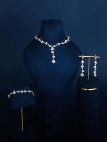 3 件/套时尚水钻项链、耳环、手链，适合日常或婚礼浪漫场合等。