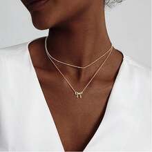 1 Pc Bow-Tie Shaped Gold-Plated Pendant Necklace, Stainless Steel Gold-Plated Snake Chain, Daily Wear Clavicle Chain, Elegant & Cute Gift For Friends & Anniversaries