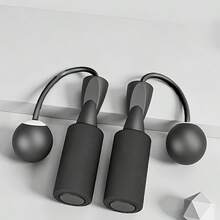 这款两件装的无线跳绳加重设计，有助于燃烧脂肪，是居家和户外健身的理想之选。它能有效提升心肺功能和力量训练效果，无需传统跳绳的繁琐操作，非常适合空间有限或旅行携带。符合人体工学的手柄确保握感舒适。 - 彩色 - 查看 12